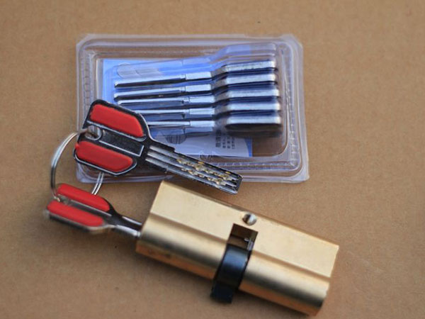 连城24小时上门开锁公司